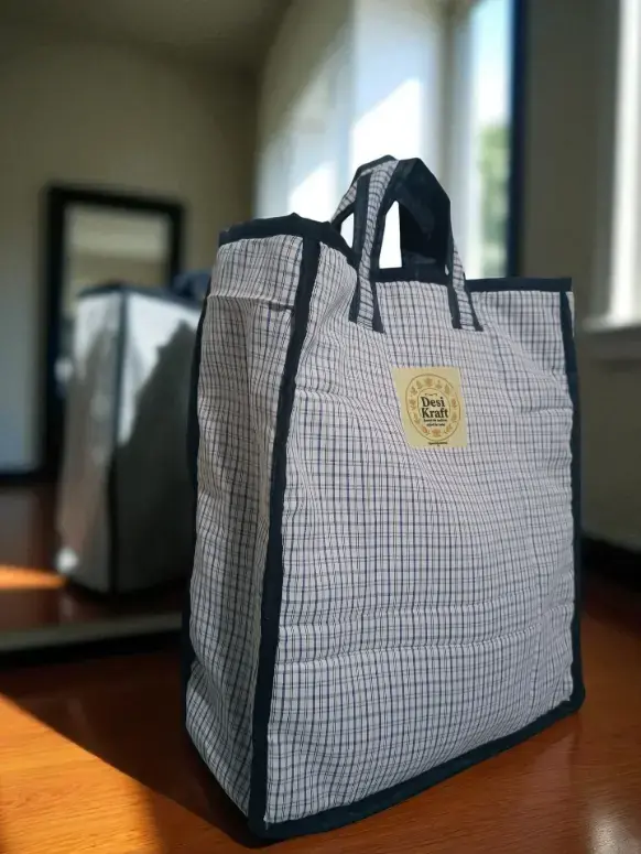 front pic of medium size chek carrybag-Photoroom.webp