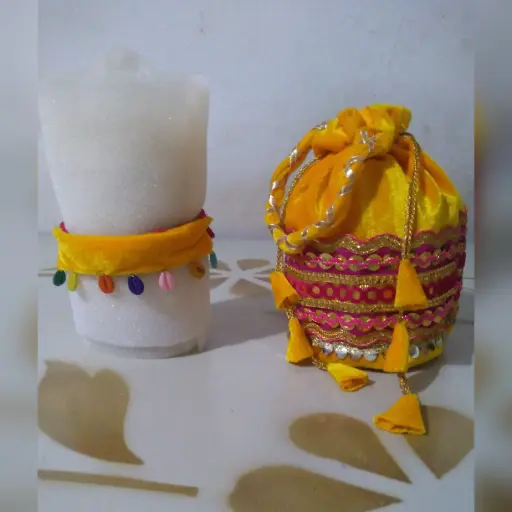 Royal valvet HAndMade Yellow HandBag set